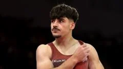 Gymnast Langton cleared of serious injury after shocking fall