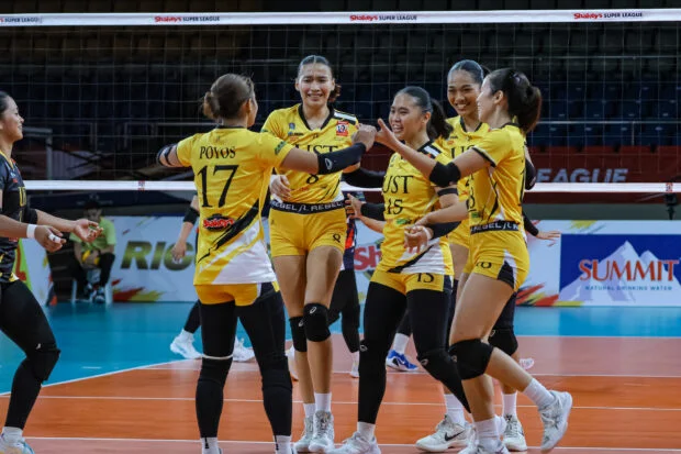 UST, Benilde set title clash in Shakey's Collegiate Invitationals
