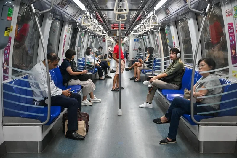 MRT disruption possibly affecting travel plans? Google Maps now provides real-time alerts