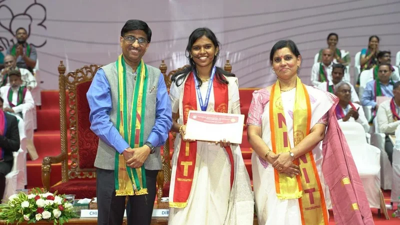 Students urged to blend subject knowledge with emerging technologies to serve society