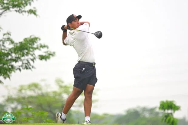 Jet Hernandez seizes seven-shot lead after a bogeyless 65