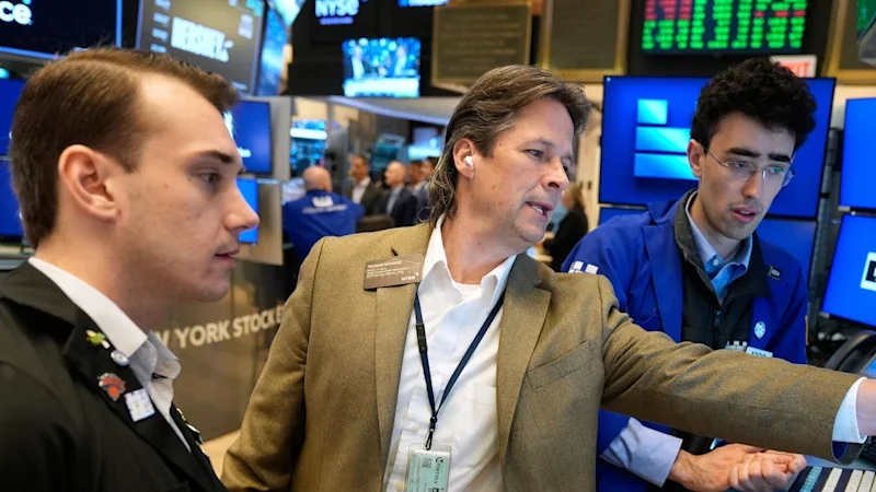 ASX set to slide, oil prices keep falling; Trump pushes for rate cut