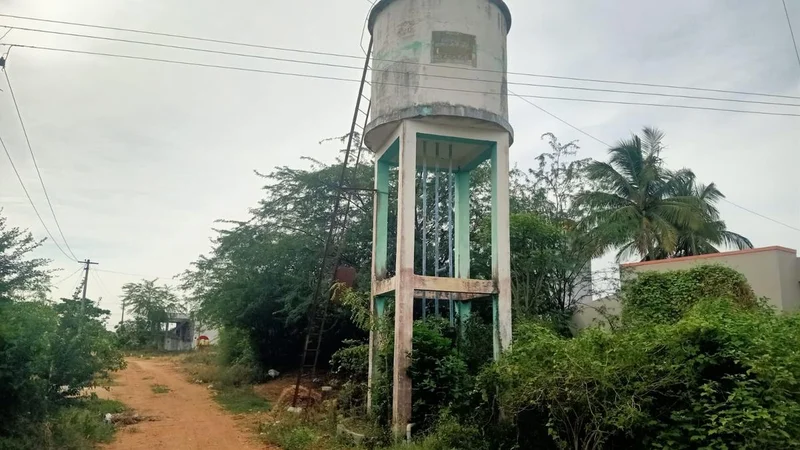 Villagers demand operation of overhead tank for regular water supply in Tiruvannamalai