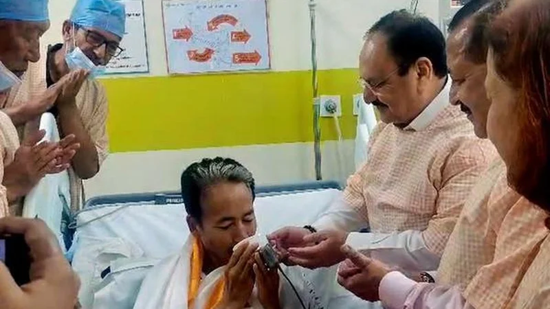 Morning Digest: Wangchuk breaks 26-day fast, PM reaches out to students; U.S. slaps 10% tariffs on goods imported from India, and more