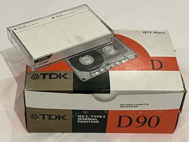 Cassette simulator rewinds digital audio to a more analog time in hiss-tory