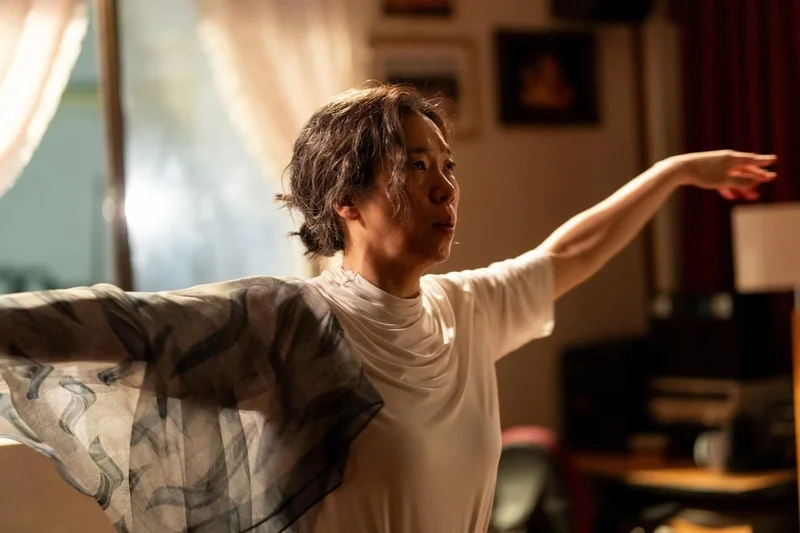 Korean government moves to curtail  actor pay, but industry remains wary