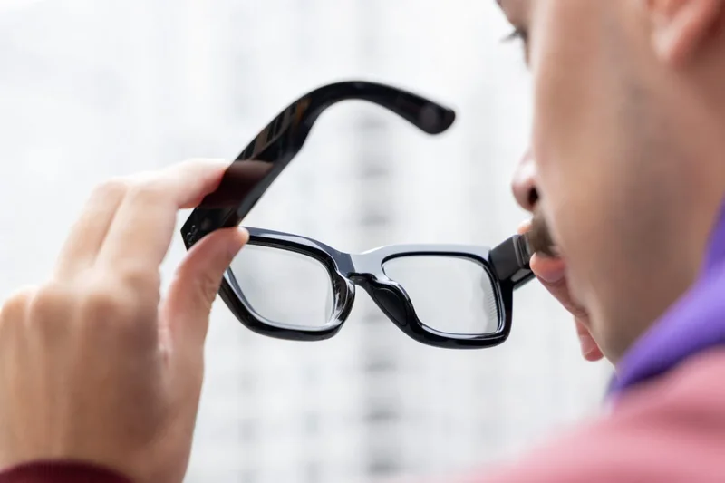 The Meta Ray-Ban Display’s Dumb Smart Glasses AI Is Dumb No More