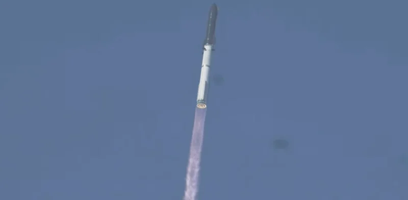SpaceX launches Starship on successful test flight