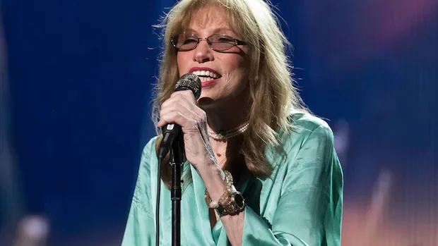 You're So Vain singer Carly Simon reveals Parkinson's disease and skin cancer diagnoses