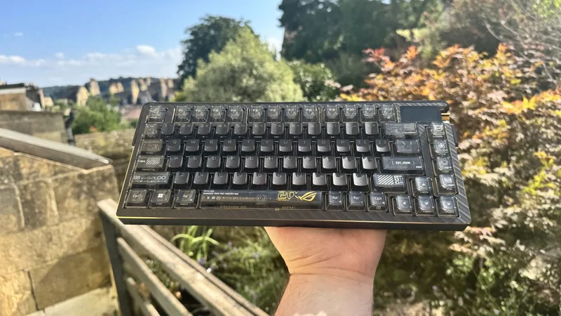 Asus ROG Azoth Extreme Edition 20 review