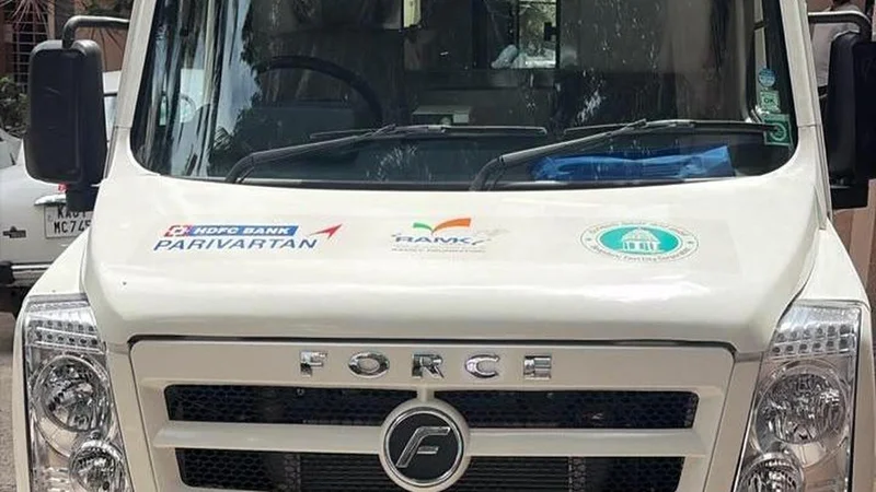 East Bengaluru gets mobile veterinary clinic for injured community animals