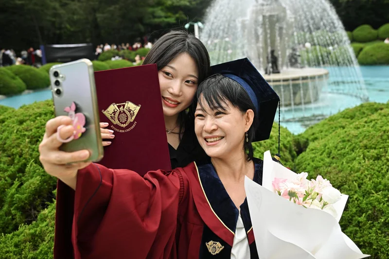 6 universities recognized for supporting int'l student jobs, startups