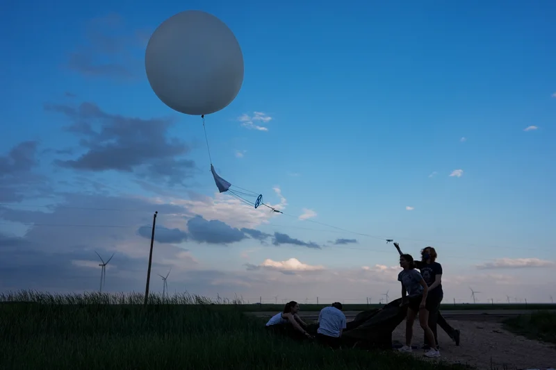 Whither the weather balloons? U.S. changes leave Canada with less notice of storms, experts say