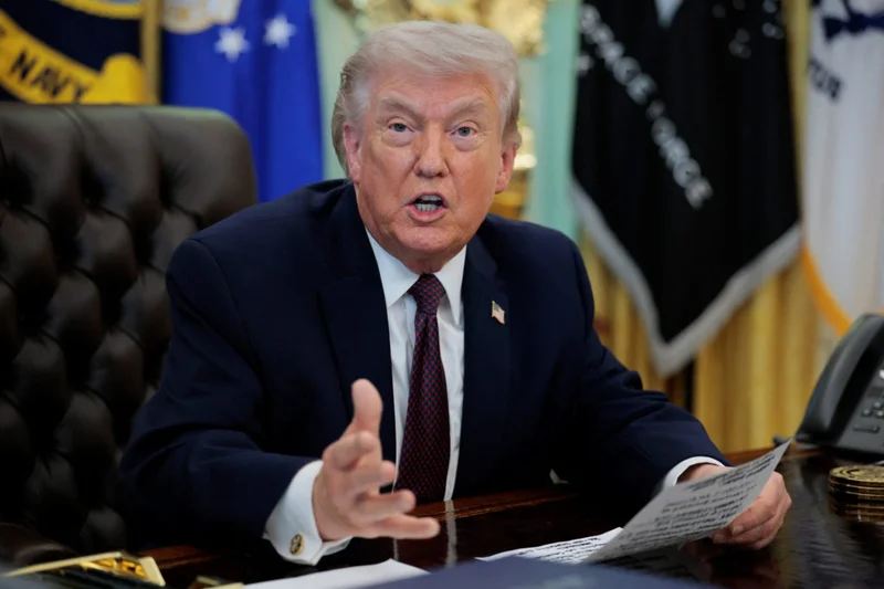 Trump warns Russia, China against supplying arms to Iran