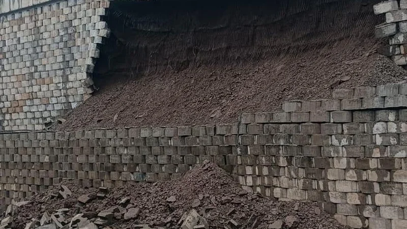 Portion of Pune-Bengaluru national highway collapses near Belagavi