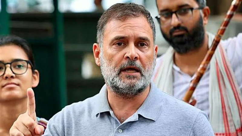 Apologise to students, take action against those who attacked students: Rahul to PM