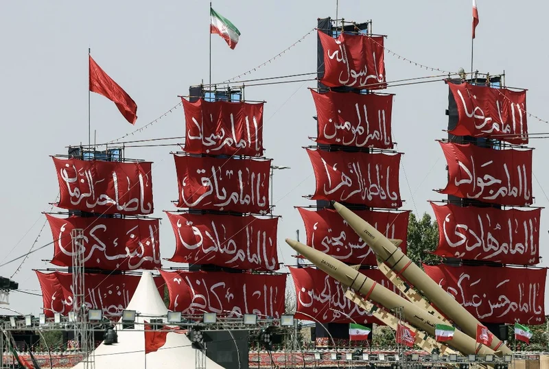 Trump says will hit Iran hard after attack, was briefed on Egypt tankers