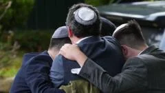 Report on Jewish diaspora finds biggest rise in antisemitism in UK