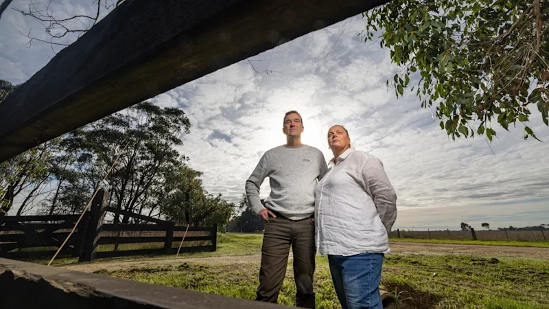 Rogue real estate agents accused of deceiving landowners in scheme to sell to mates