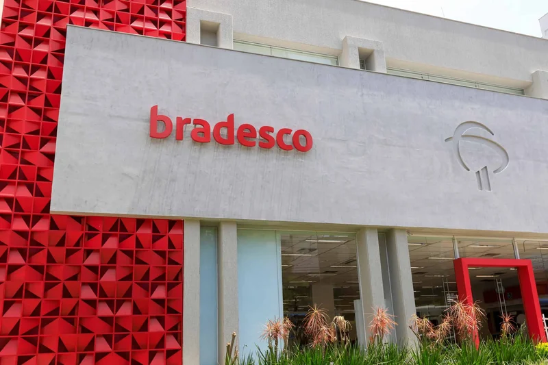 Bradesco Launches Up-to-US$1.96 Billion Capital Raise