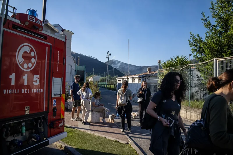 Italian vocabulary to understand wildfire warnings and evacuations