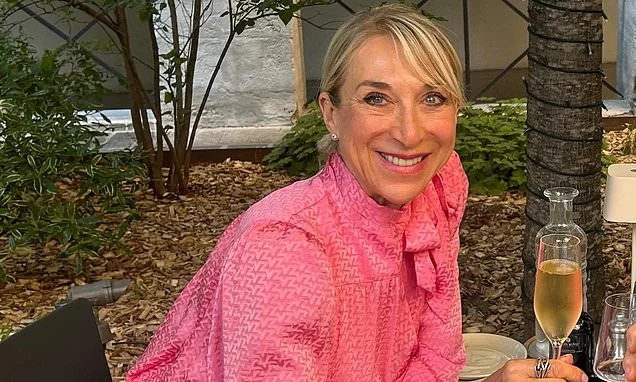 I drank so much white wine it gave me cancer. This is exactly how boozing puts you at risk of nearly 40 different types of the disease... and how I finally went sober WITHOUT medication