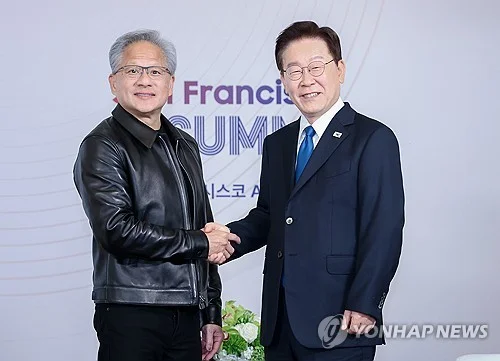 (URGENT) Nvidia's Jensen Huang says plans to jointly develop self-driving Genesis sedan with Hyundai Motor