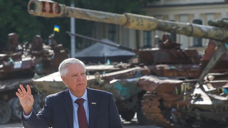 US Senator Graham offered military support for Israeli war on Lebanon, new footage shows