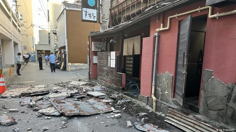 Japan: Strong earthquake shakes Kumamoto, injuries reported