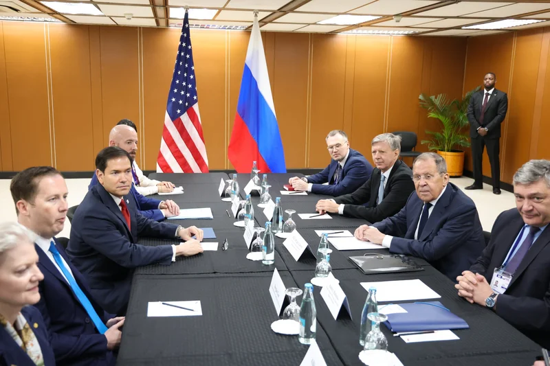 Russia warns US against 'unacceptable' arms sales to Ukraine