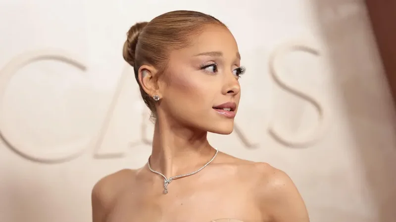 Ariana Grande’s New Album Easily Soars To No. 1