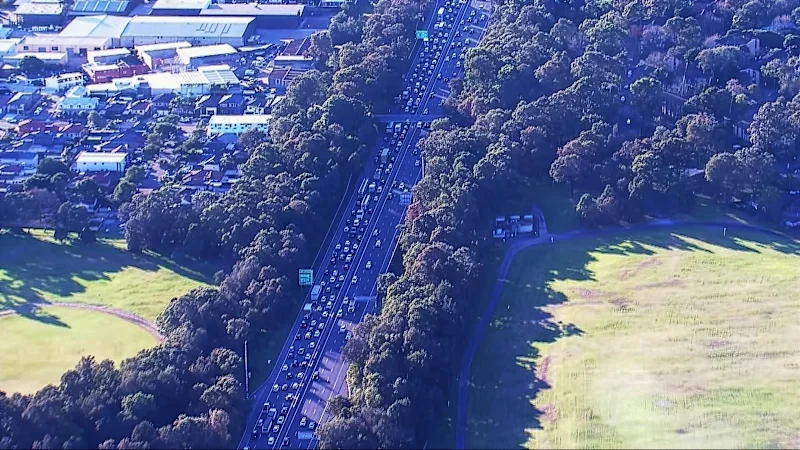 Huge delays as Sydney motorway closed due to emergency safety works