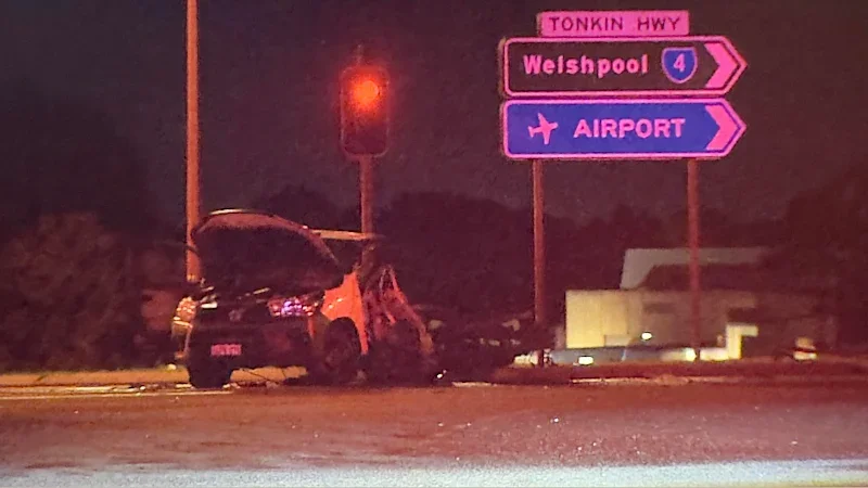 Woman dies, driver injured after horror intersection crash in Perth