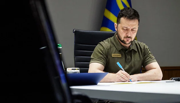 Zelensky awards another 360 service members, including 146 posthumously