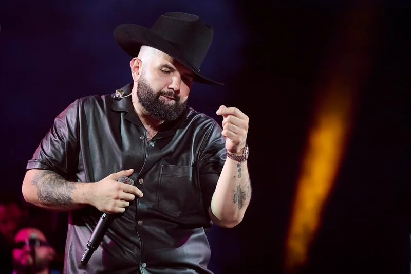 Carín León Tops 2026 Premios Juventud Noms, PJ Fest Details Unveiled