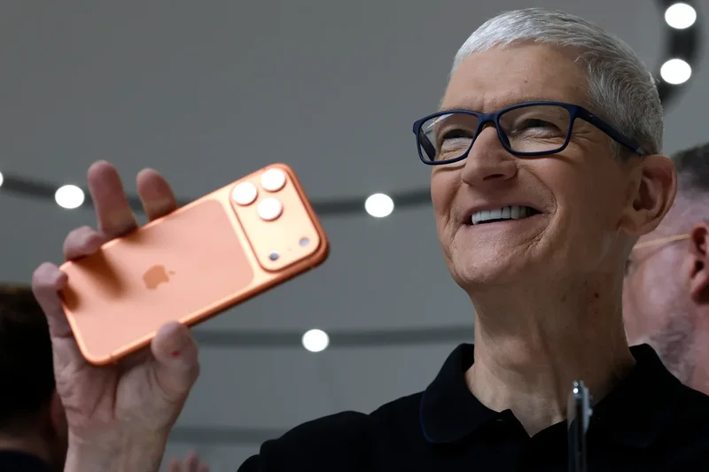 Update your iPhone now: Apple releases new software with huge, hidden changes