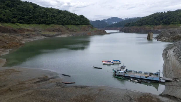 Kiyapo rains briefly curb dwindling Angat Dam water