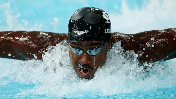 Josh Liendo among several Canadians advancing to swimming semis at Glasgow 2026