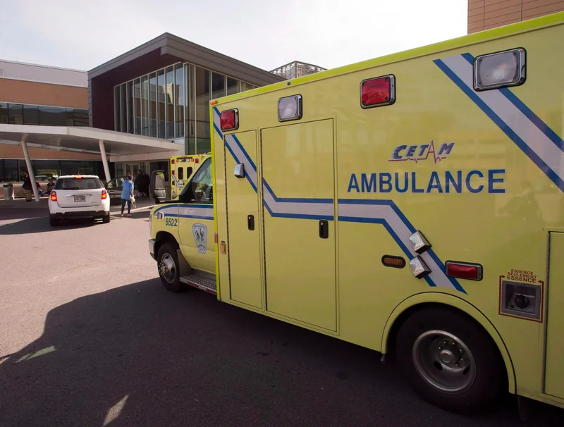 Quebec paramedics reach tentative labour agreement after years without contract