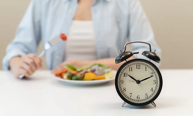 Ideal daily meal times that may reduce your risk of dementia, according to scientists