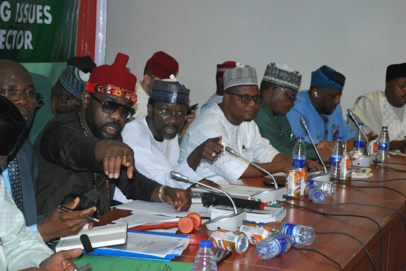Reps seek truce between fuel importers, local refiners over supply security
