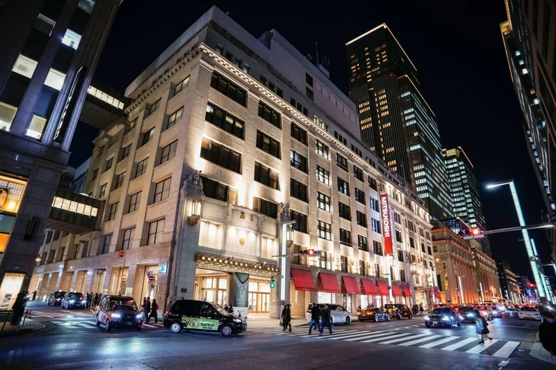 Japanese shoppers drive up jewelry sales to a record