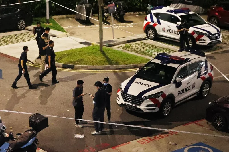 Man taken unconscious to hospital after fight in Yishun; police looking for those involved