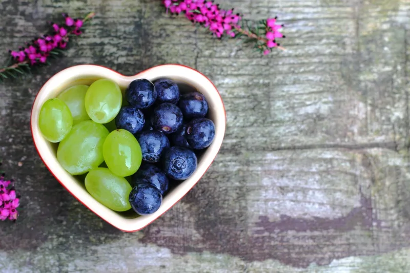 Review finds blueberry and grape polyphenols may improve vascular health