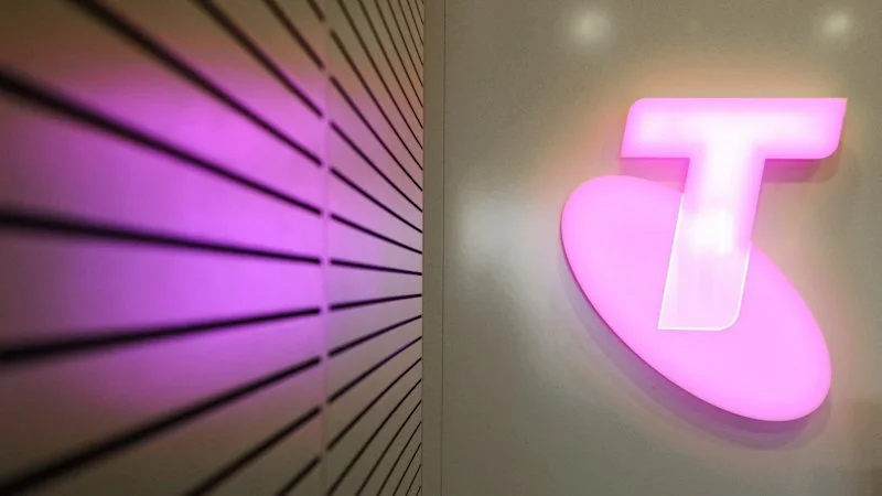Telstra opens satellite link to maps, weather and WhatsApp – but not Triple Zero