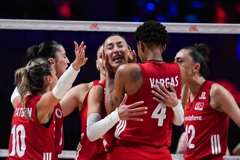 Türkiye rout Brazil to claim 2nd FIVB Women's Nations League title