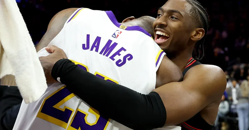 LeBron James heading to Philly in deal with 76ers