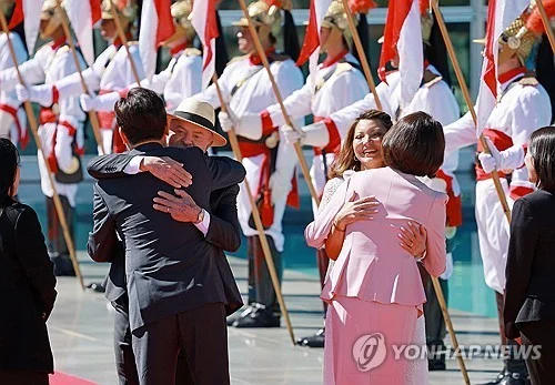 Lee, Lula meet in Brasilia for talks on ways to enhance cooperation between S. Korea, Brazil