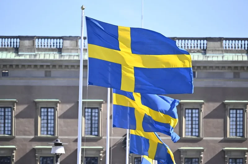 Election voting begins for Swedes abroad – but will their votes make a difference?