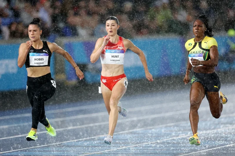 Commonwealth Games: Amy Hunt forced to settle for 100m silver as England’s 40-year drought goes on